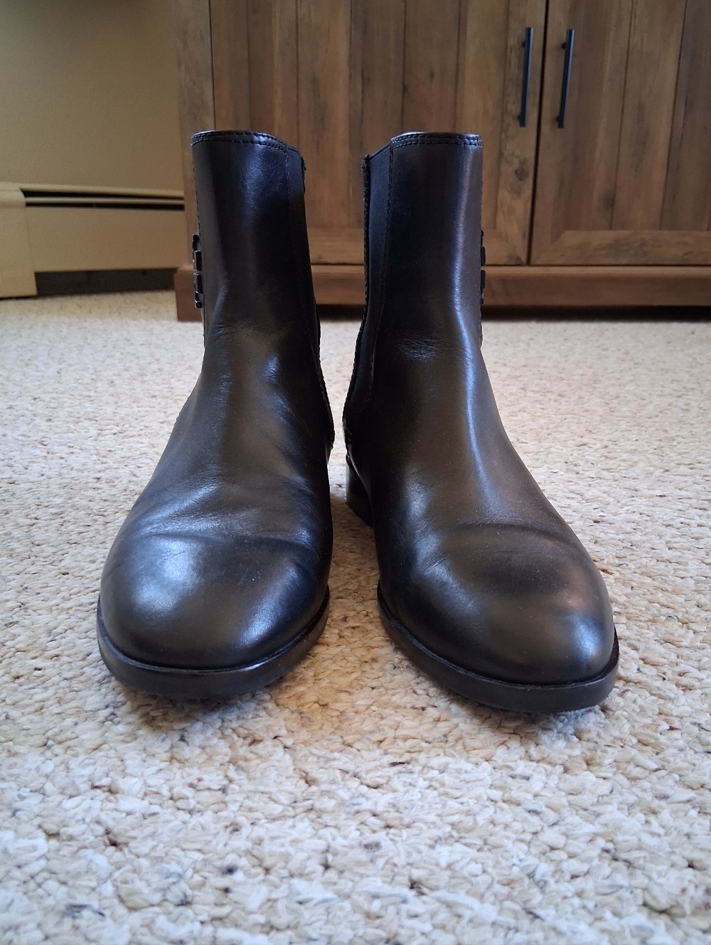 Tory Burch Wyatt Leather Ankle Boots Black Size 7.5 - Picture 2 of 9